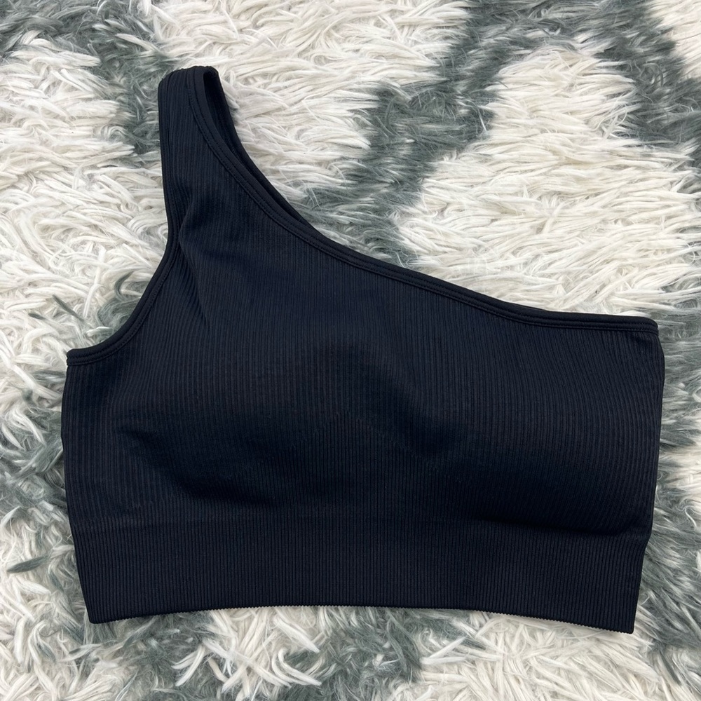 OQQ Women’s Black Seamless One Shoulder Sports Bra Ribbed Size Small